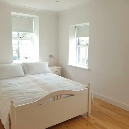 Harbour View Townhouse, *
